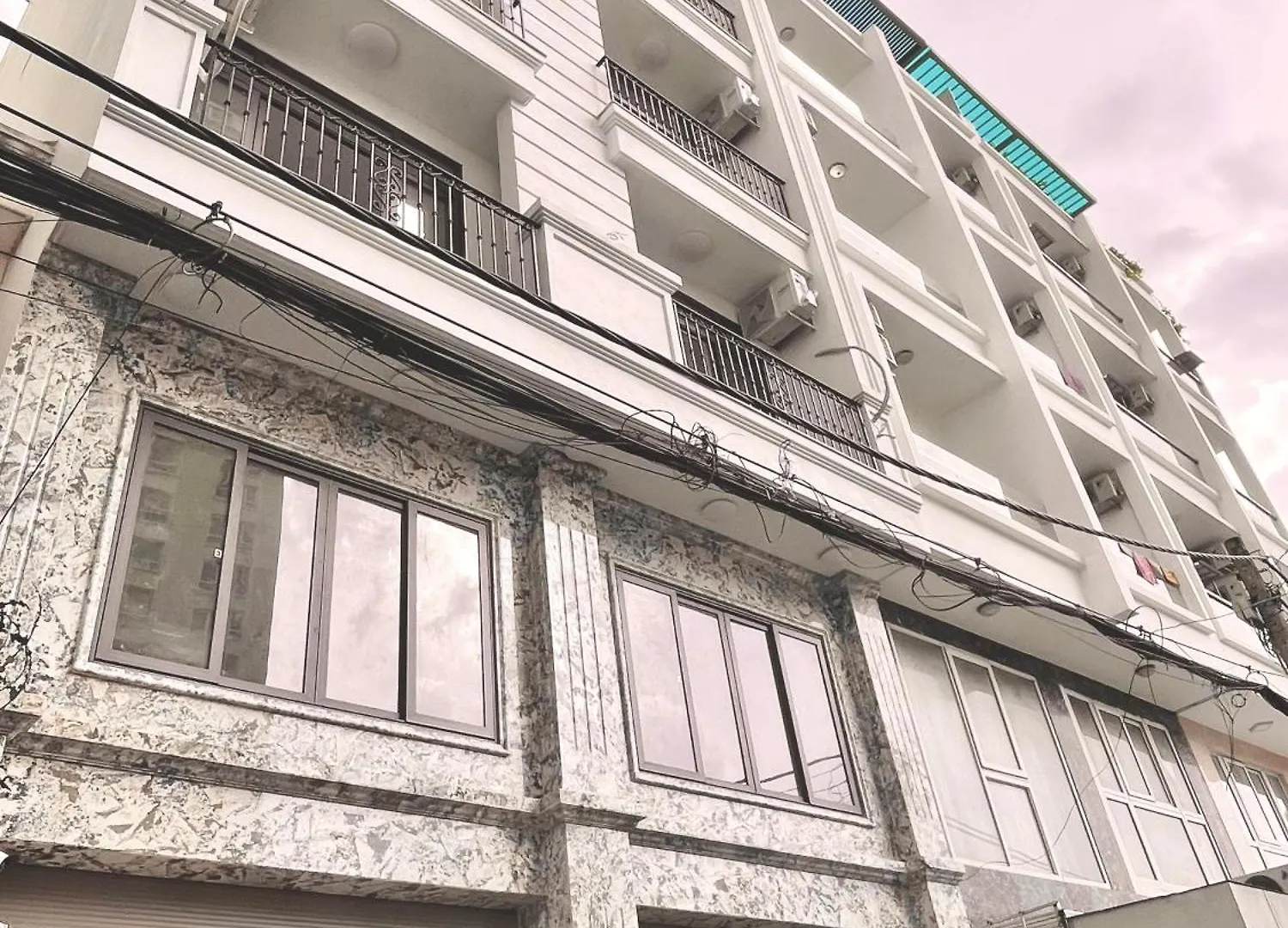 Mordern Balcony 1 Bedroom With Kitchen 403 Ho Chi Minh City