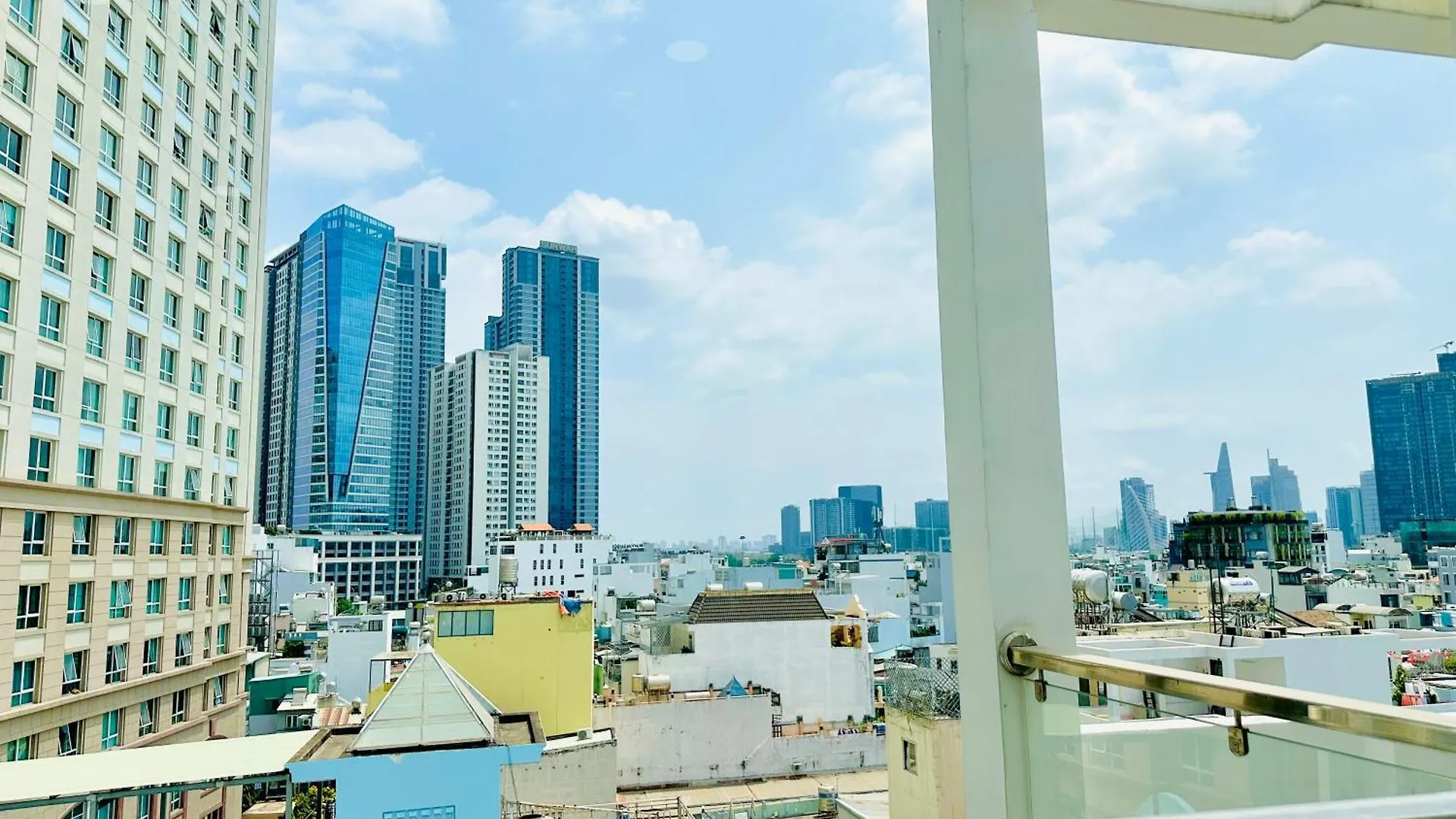Mordern Balcony 1 Bedroom With Kitchen 403 Ho Chi Minh City 0*,  Vietnam